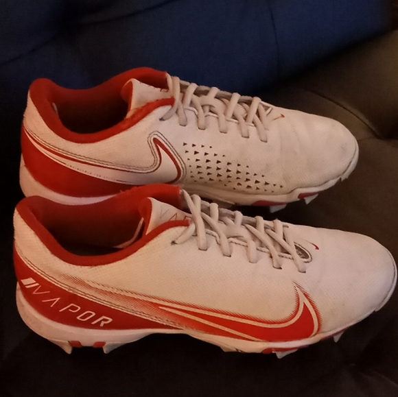 Nike Vapor Edge Varsity Football Cleats, White Red size 8 (Slightly used) - Picture 3 of 11